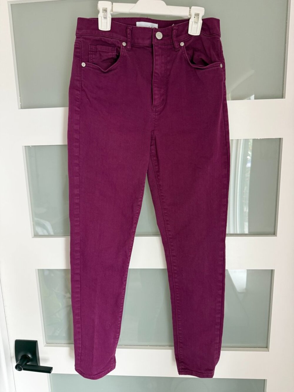 LOFT Size 26 Magenta Skinny Jeans